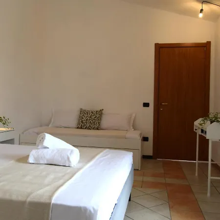 招待所 La Terrazza 奧爾比亞